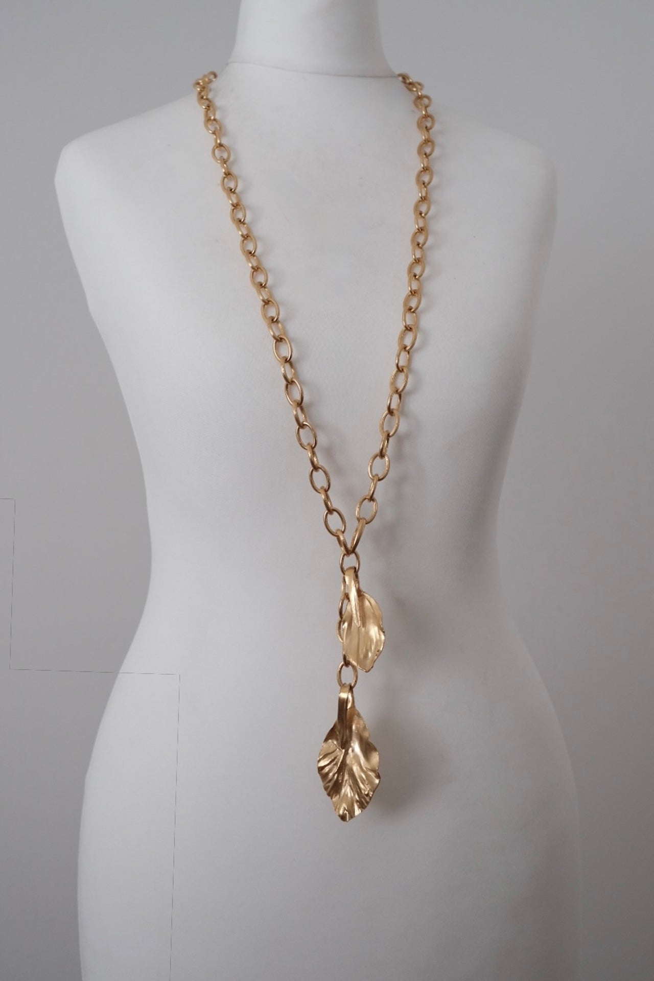 Long Leaf Necklace Maxi