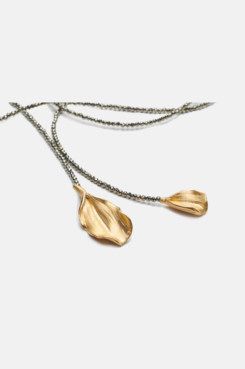 Sparkling Leaf Necklace