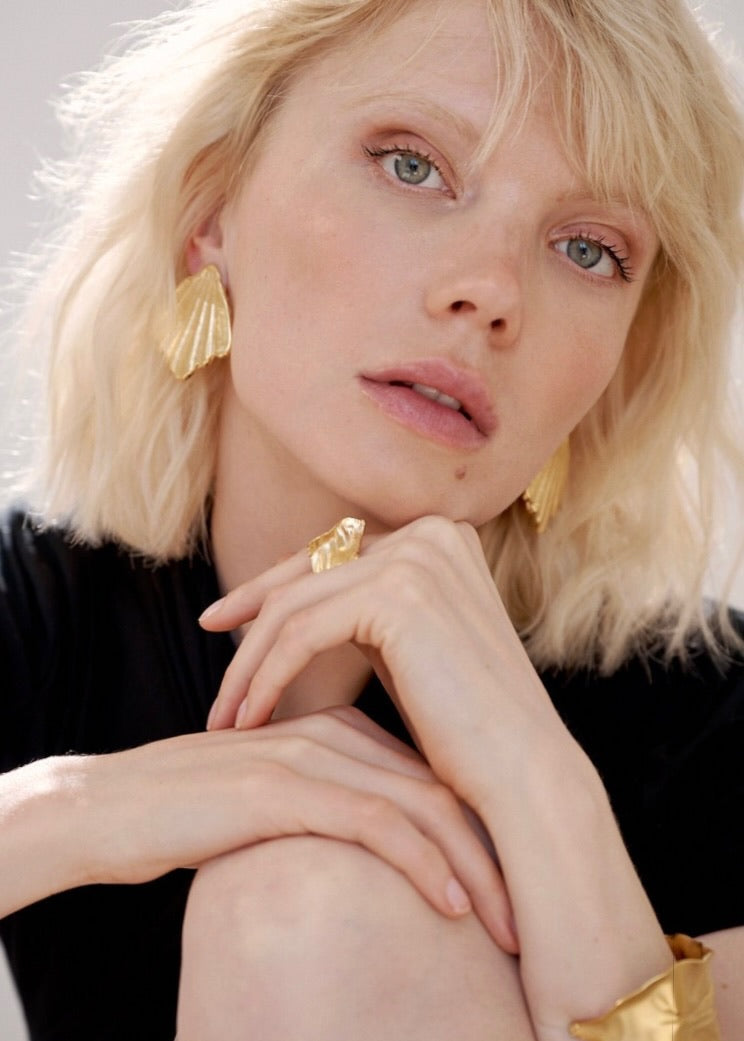 Big Shell earrings