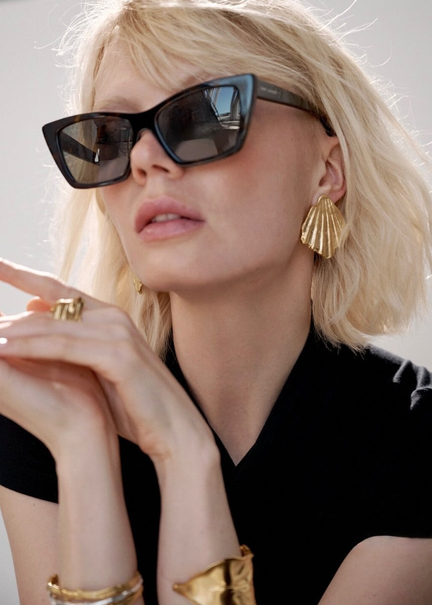 Big Shell earrings