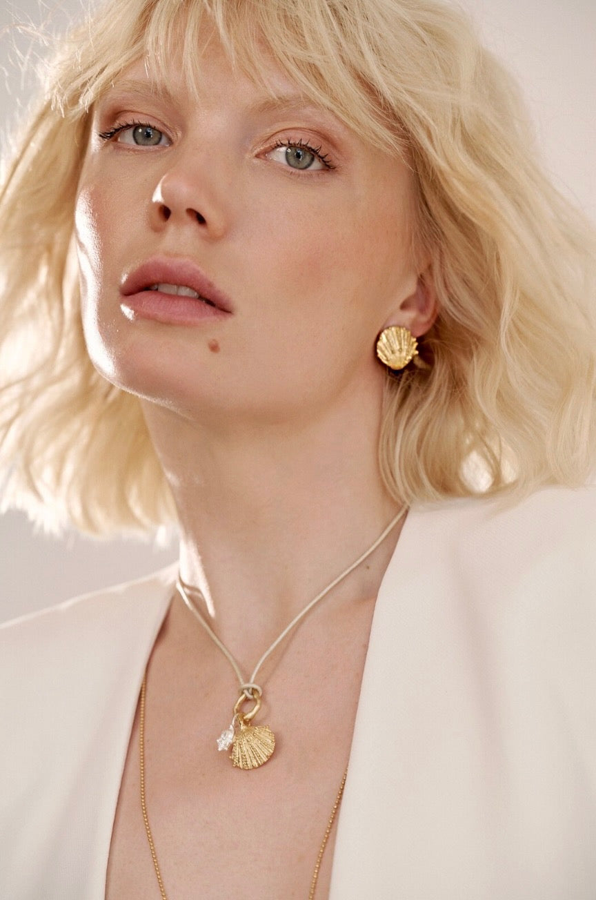 Shell Studs