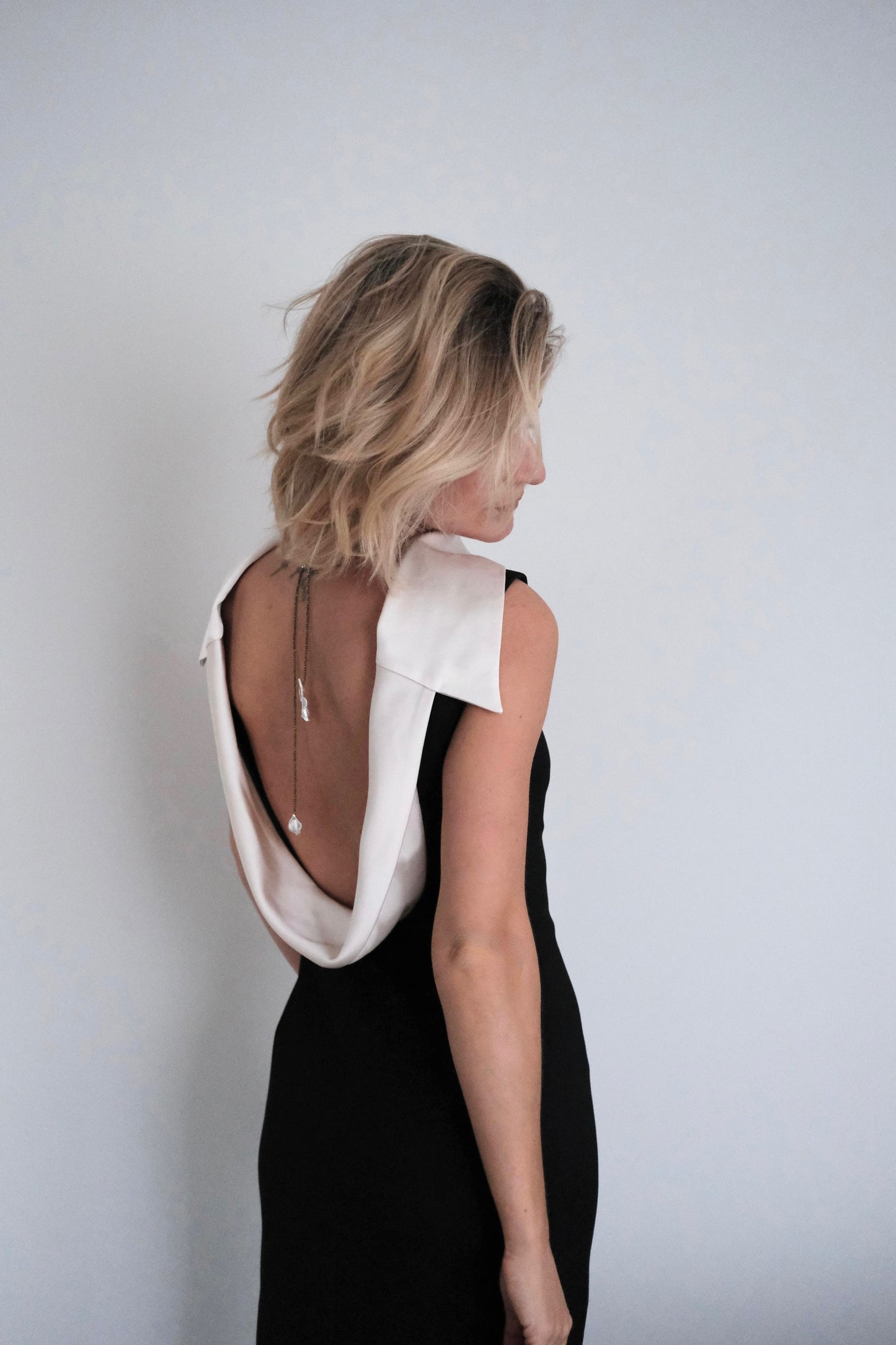 Sparkling Leaf Necklace